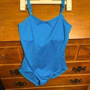 Capezio Dance Wear turquoise Leotard M Neckline V. Only worn a few times!